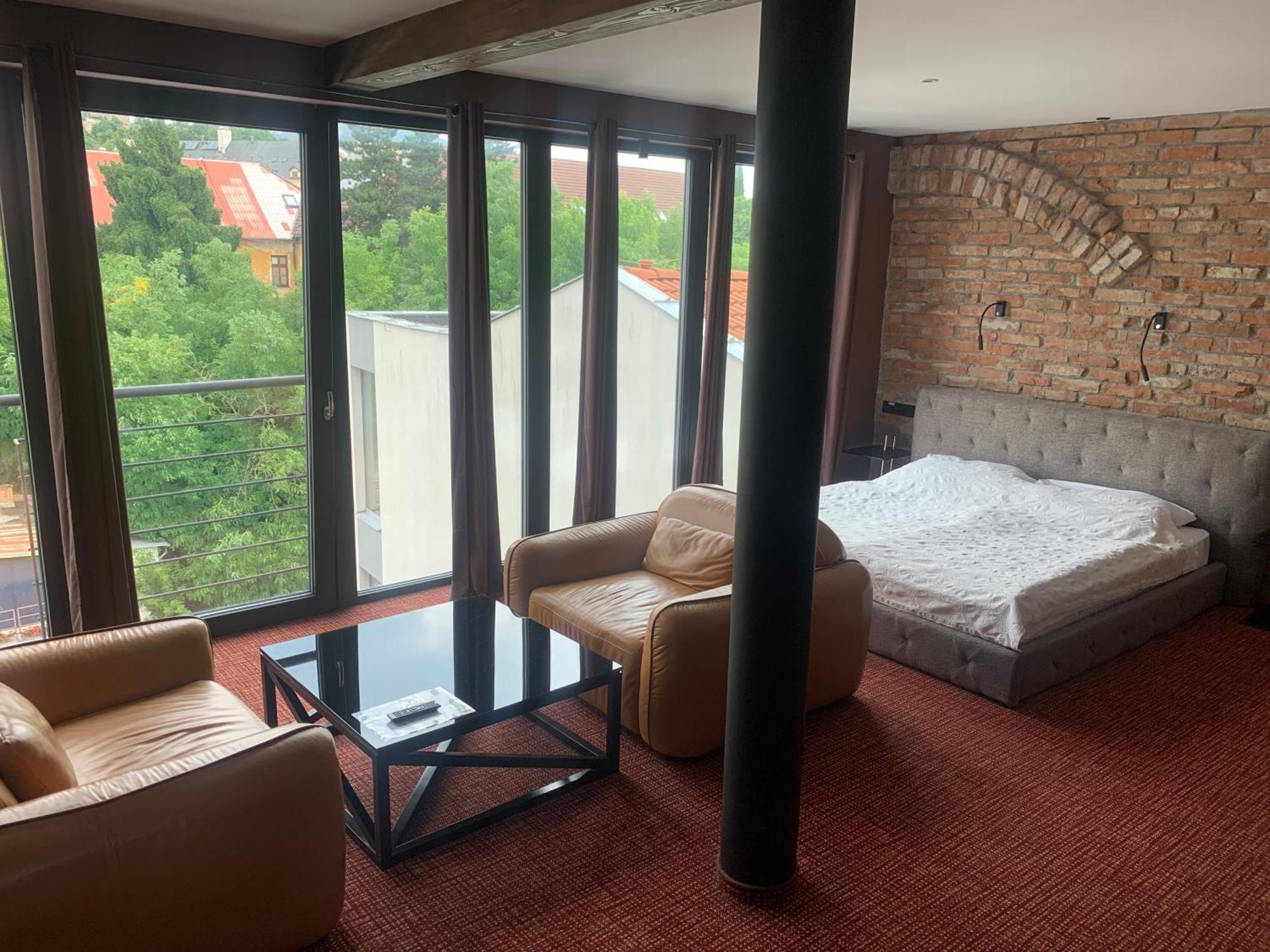 Hotel Alexander'S Nitra Luaran gambar